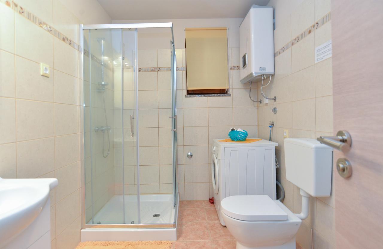 Apartments Chiara 877 พูลา ภายนอก รูปภาพ